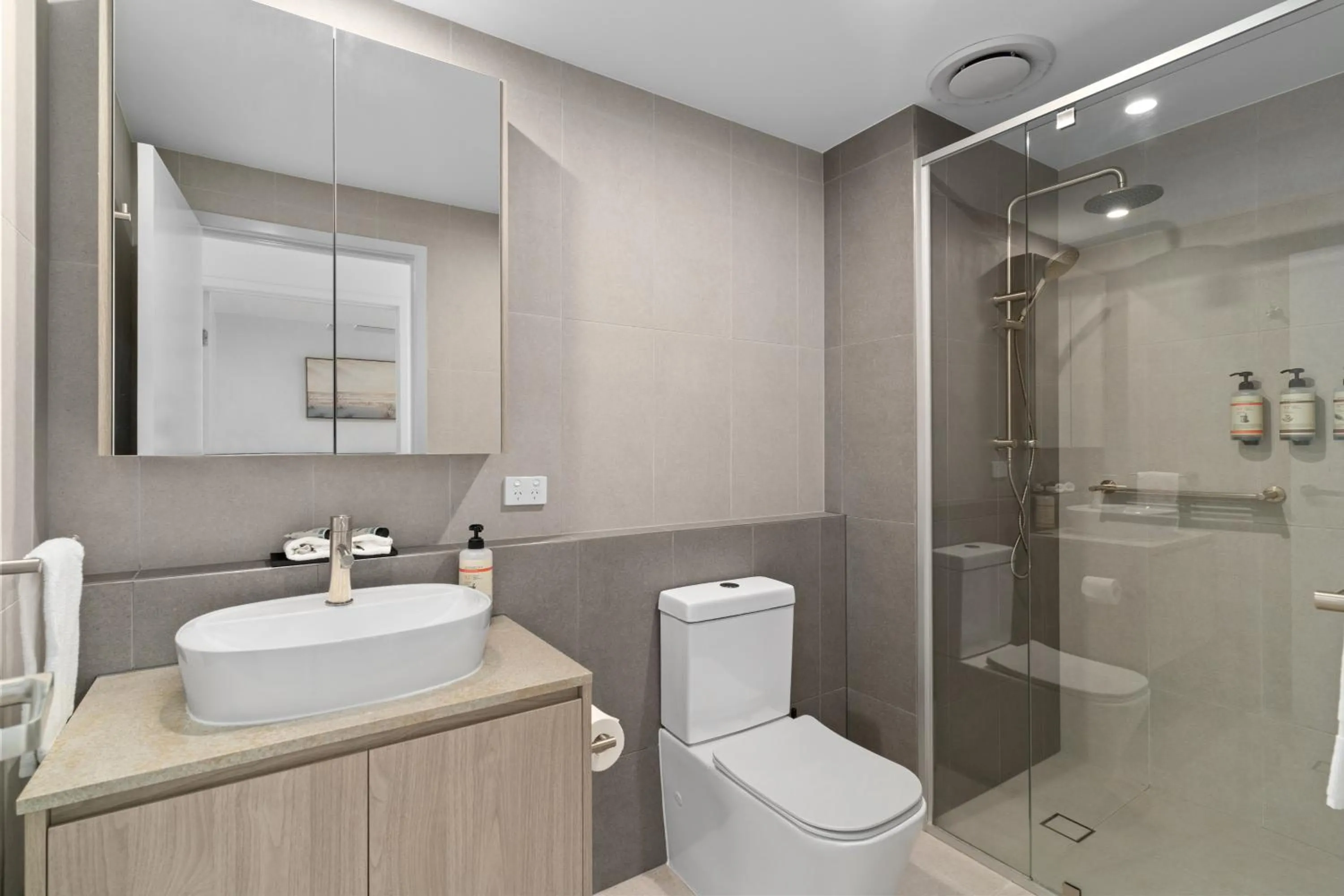 Bathroom in Lowanna Beach Resort Kawana