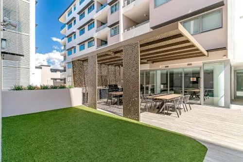 Lowanna Beach Resort Kawana