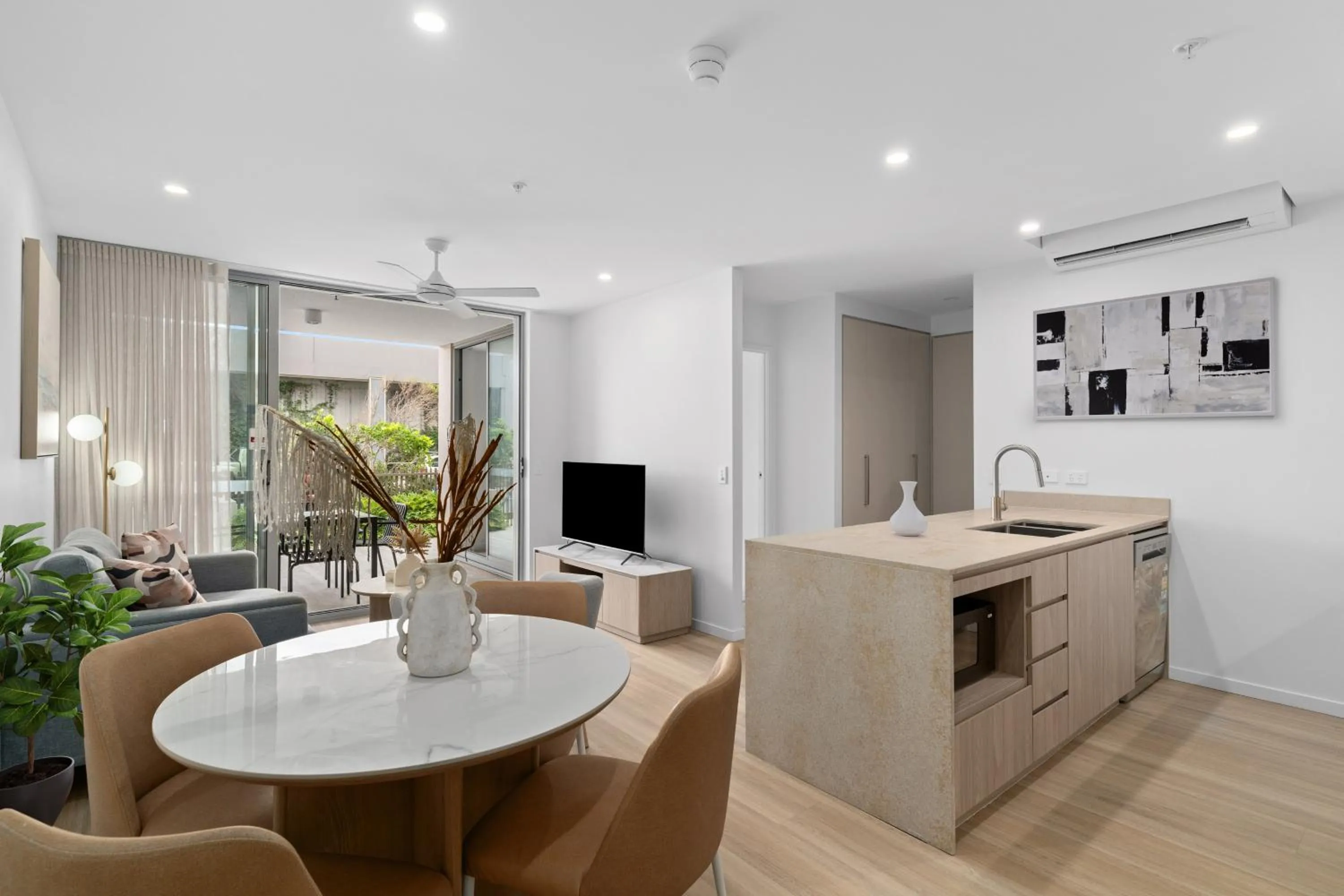 Living room in Lowanna Beach Resort Kawana
