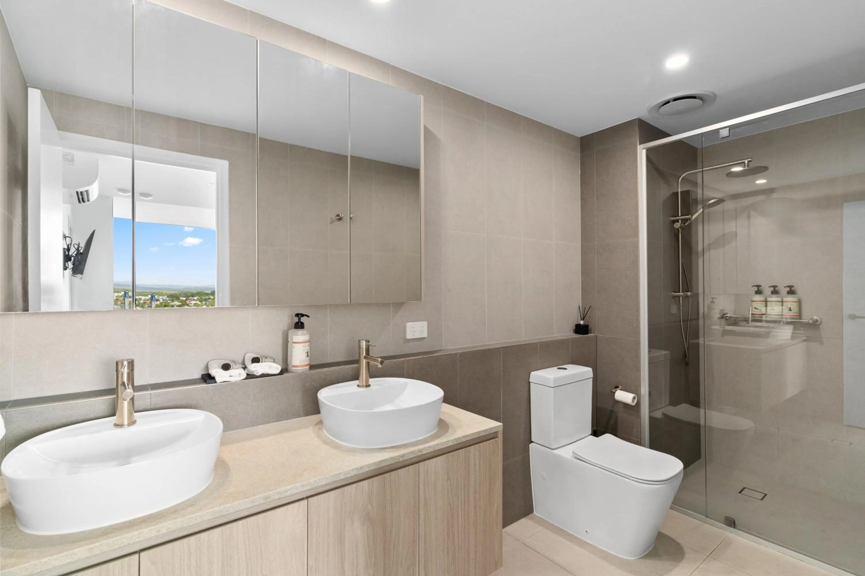 Bathroom in Lowanna Beach Resort Kawana