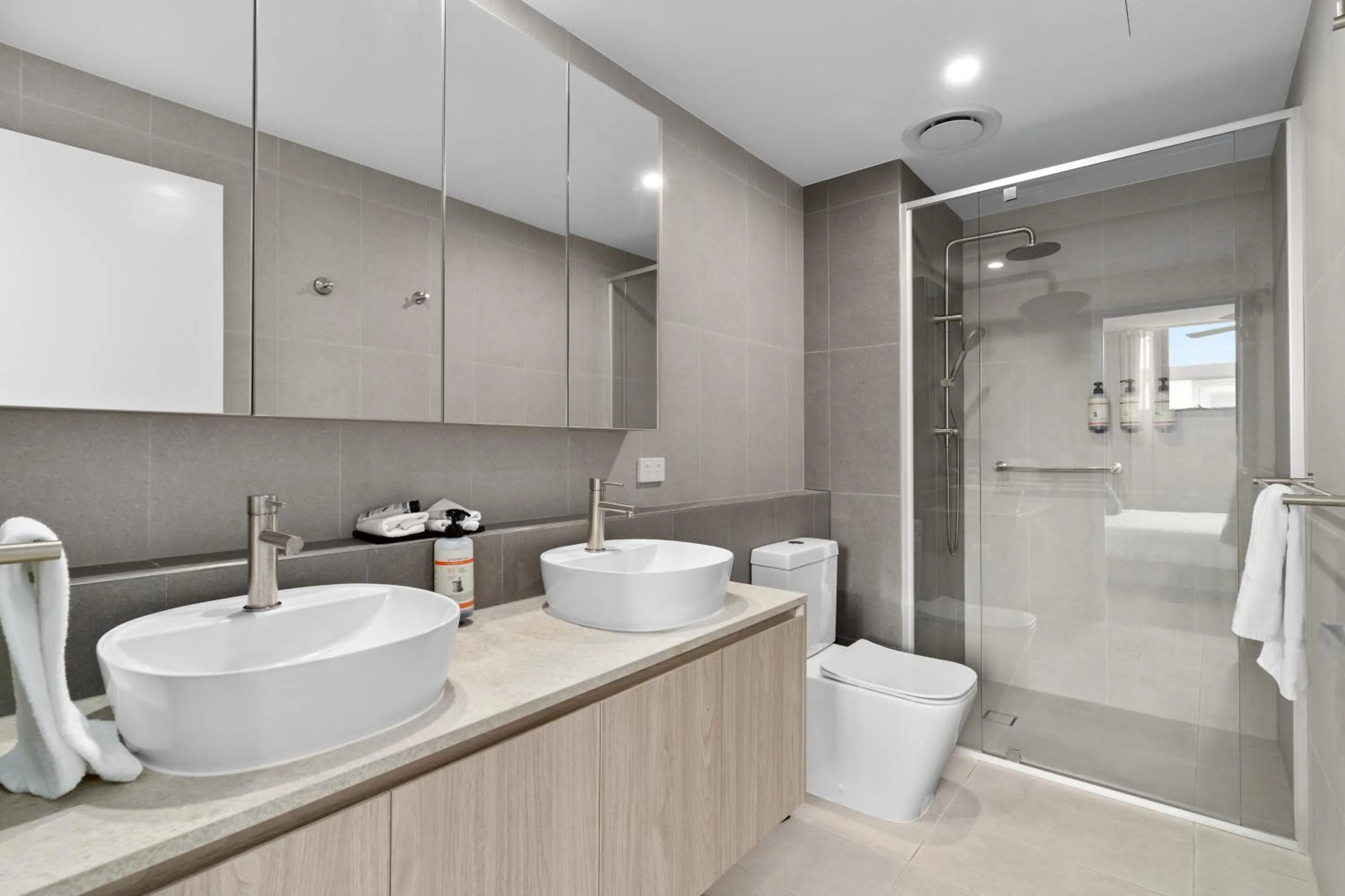 Bathroom in Lowanna Beach Resort Kawana