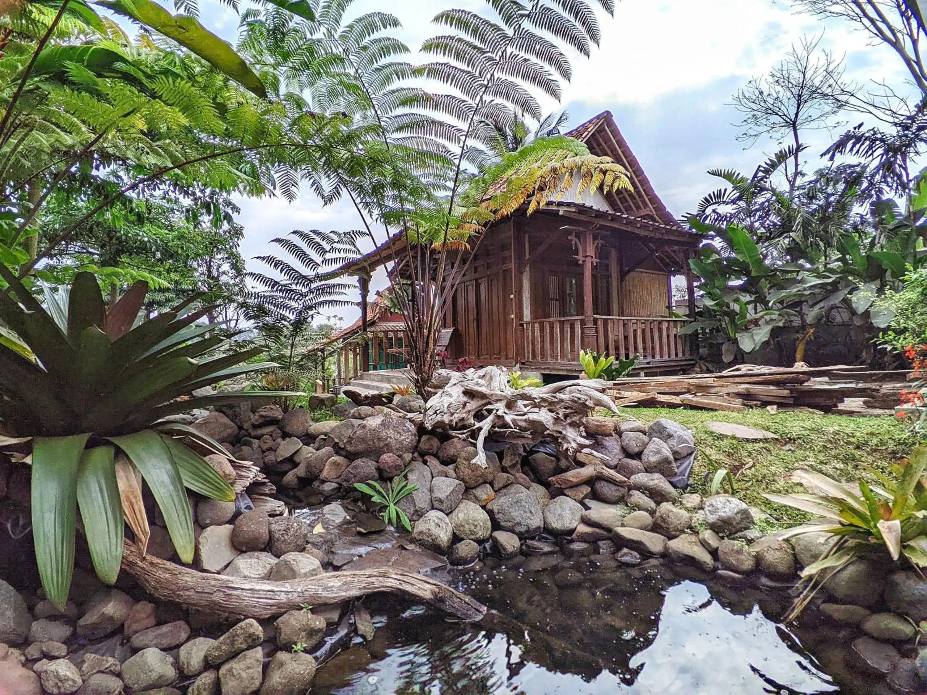 Omah Trasan Pangrango Omah Trasan Pangrango