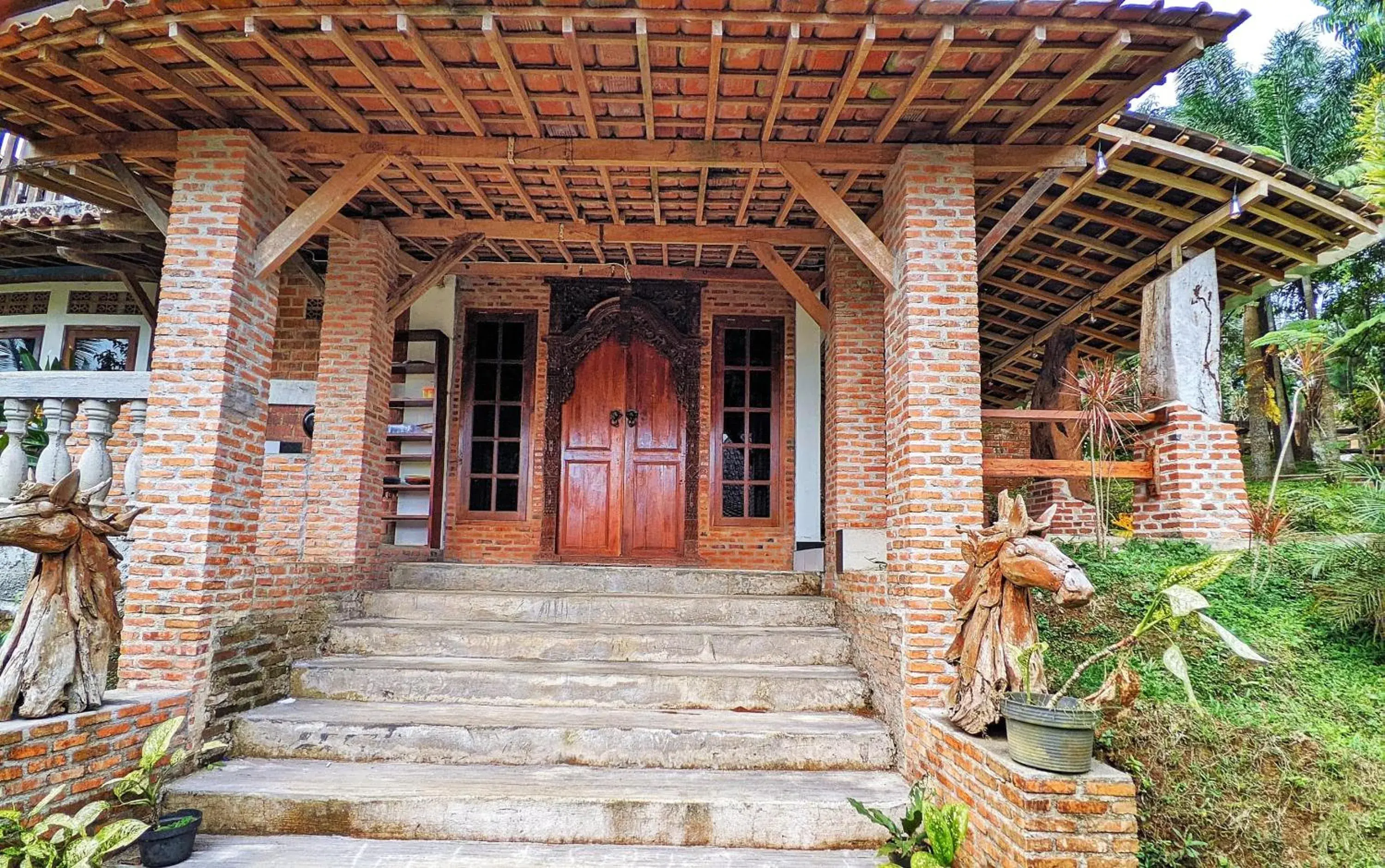 Rumah Wayang in Omah Trasan Pangrango Rumah Wayang in Omah Trasan Pangrango