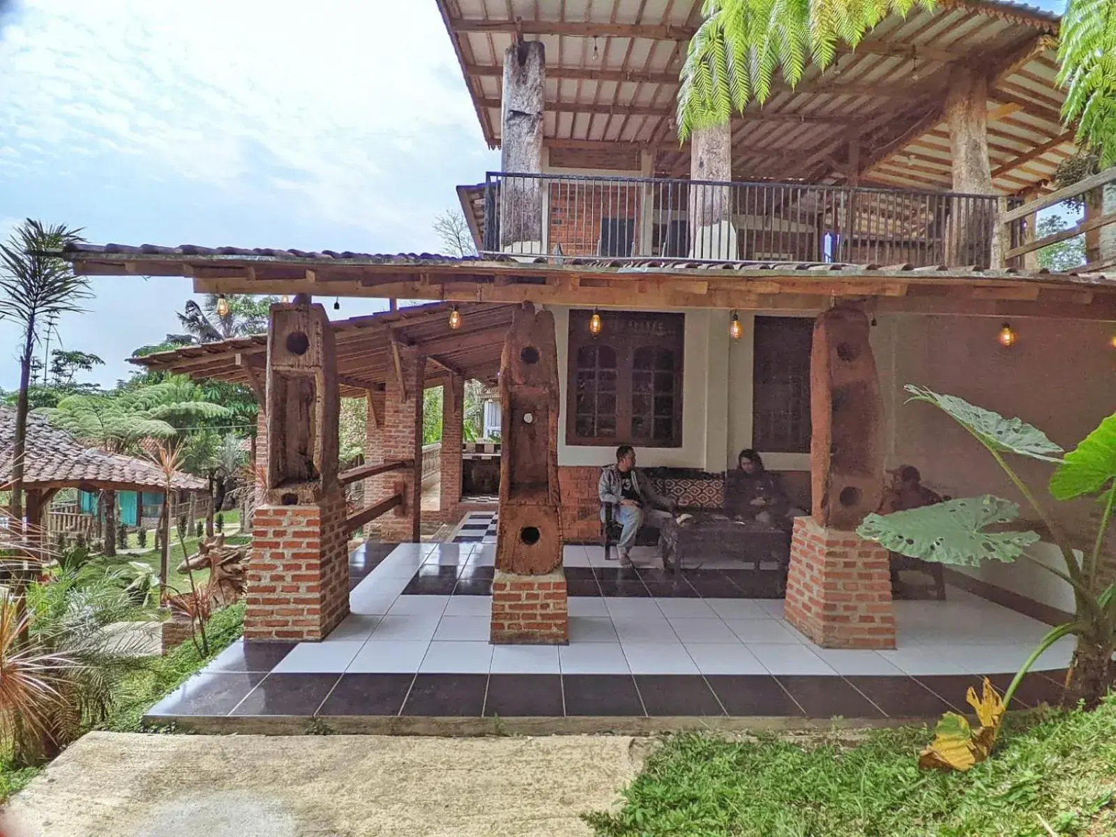 Rumah Lesung in Omah Trasan Pangrango Rumah Lesung in Omah Trasan Pangrango