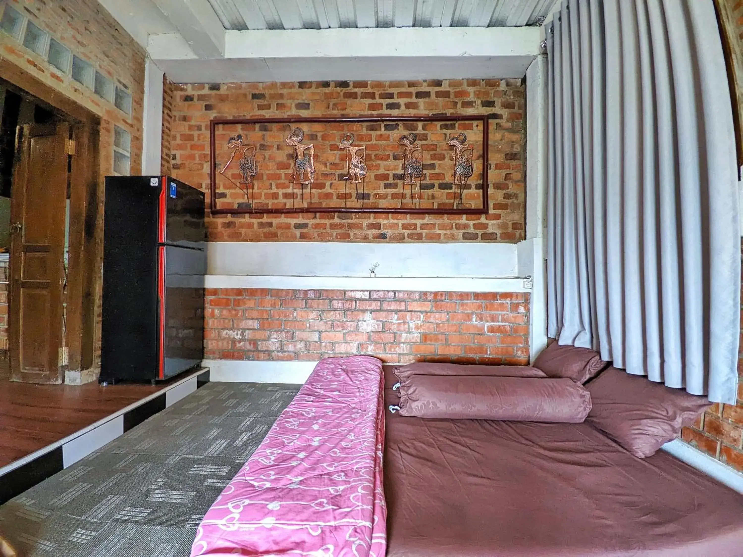 Rumah Putih in Omah Trasan Pangrango Rumah Putih in Omah Trasan Pangrango