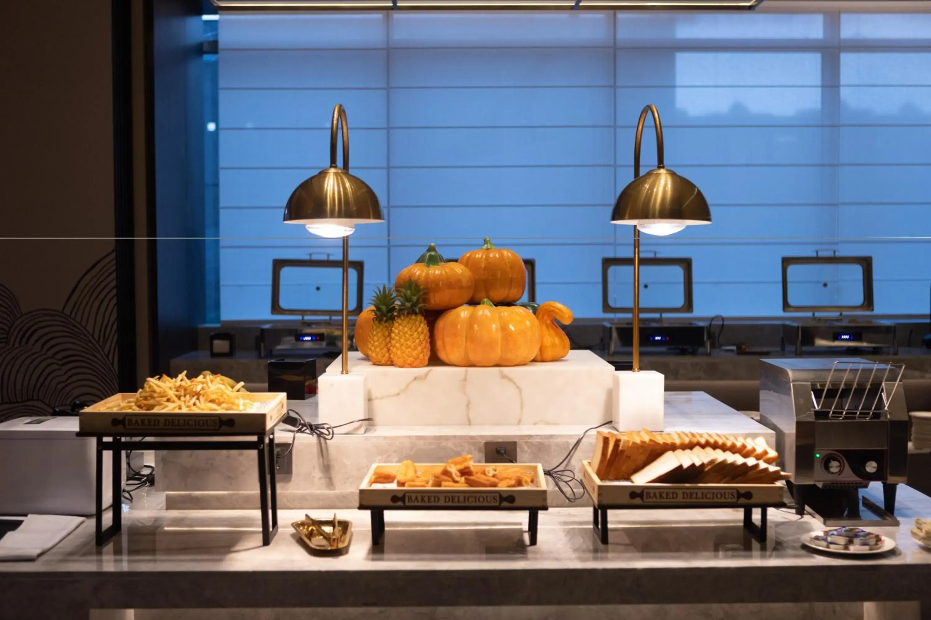 Restaurant/places to eat in Maison New Century Hotel Cixi Hangzhou Bay Restaurant/places to eat in Maison New Century Hotel Cixi Hangzhou Bay