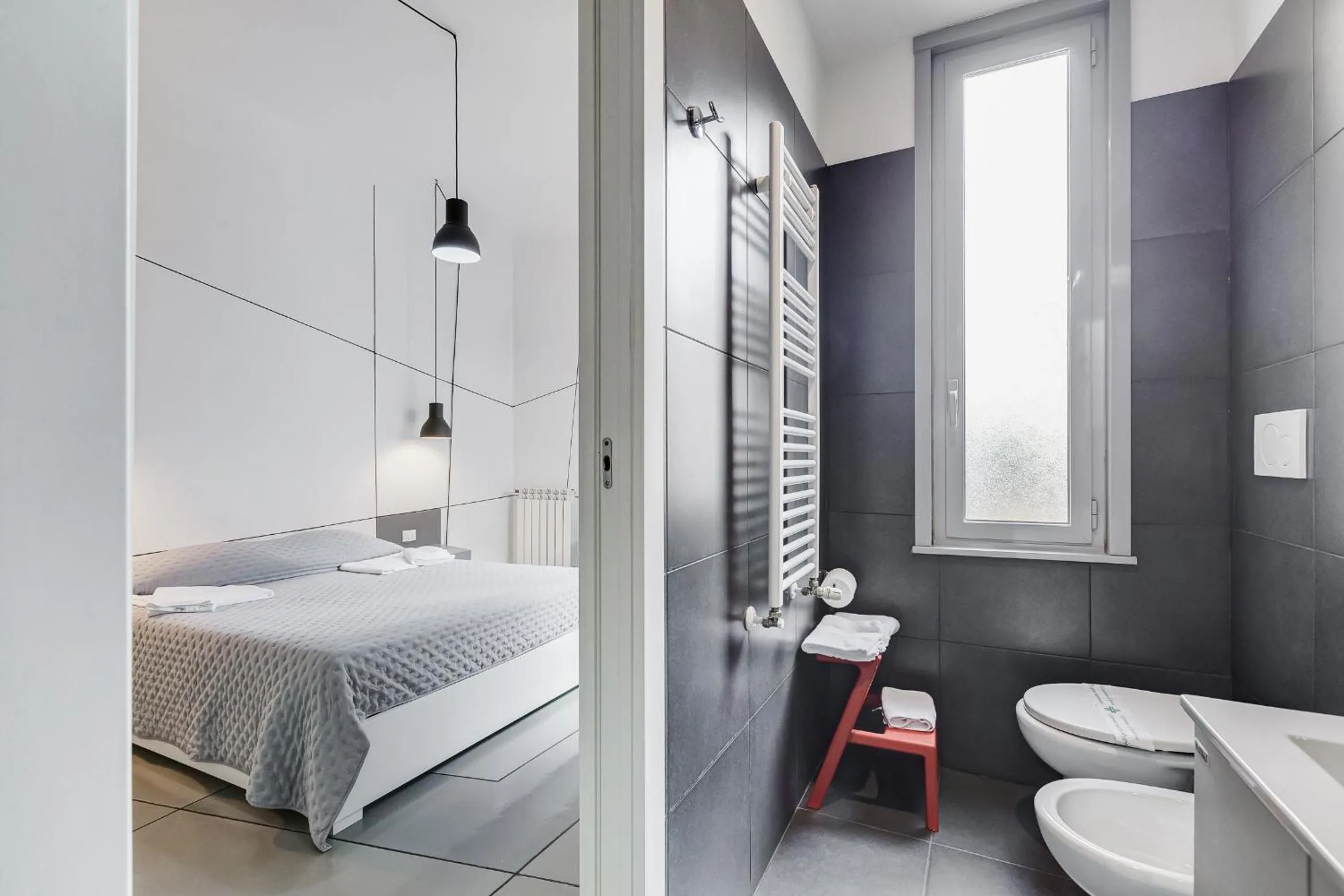 Toilet, Bed in The Upper Suites