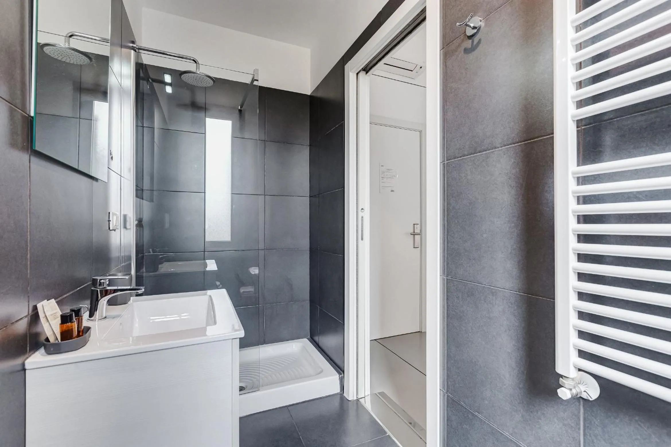 Shower in The Upper Suites