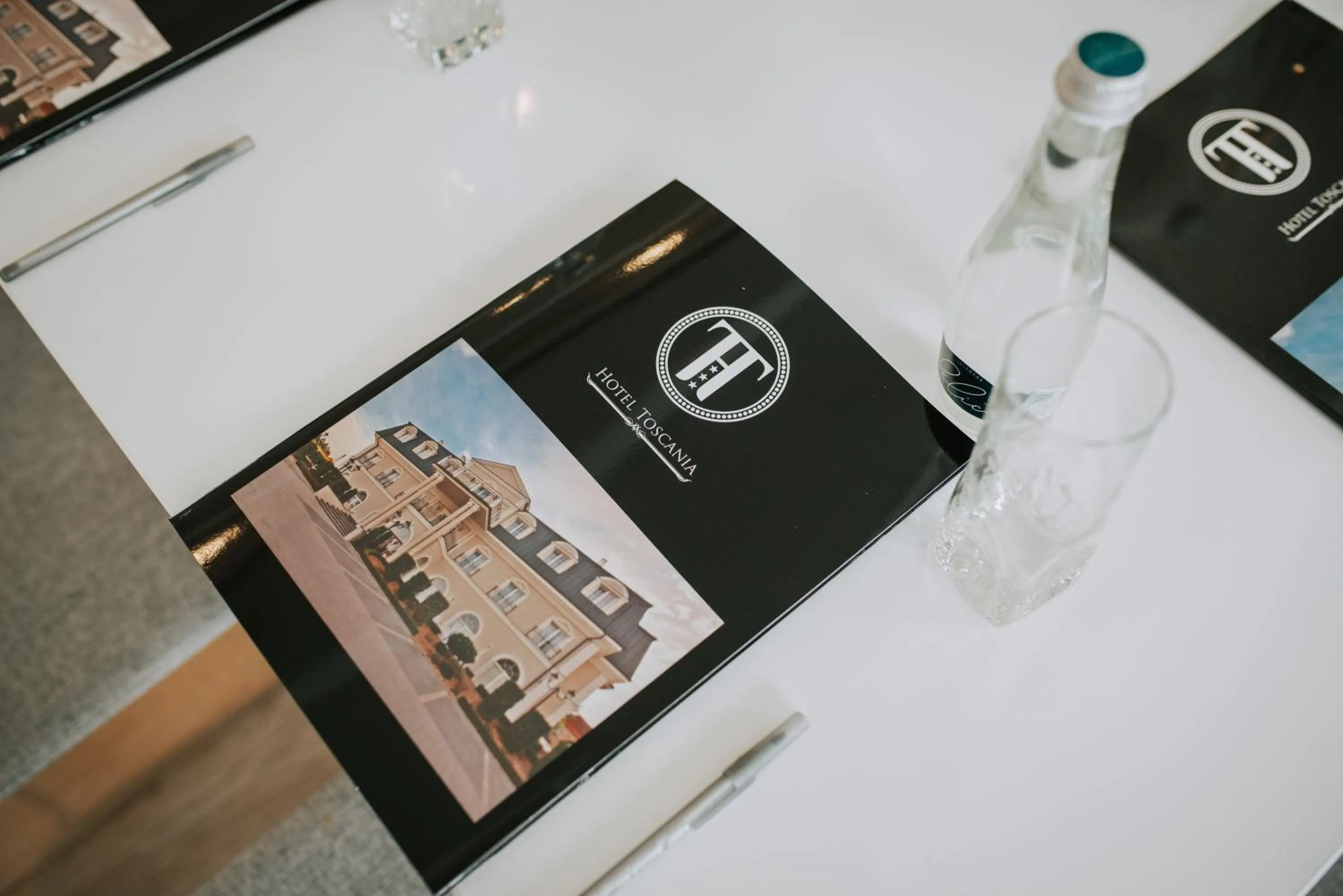 Property building in Hotel Toscania