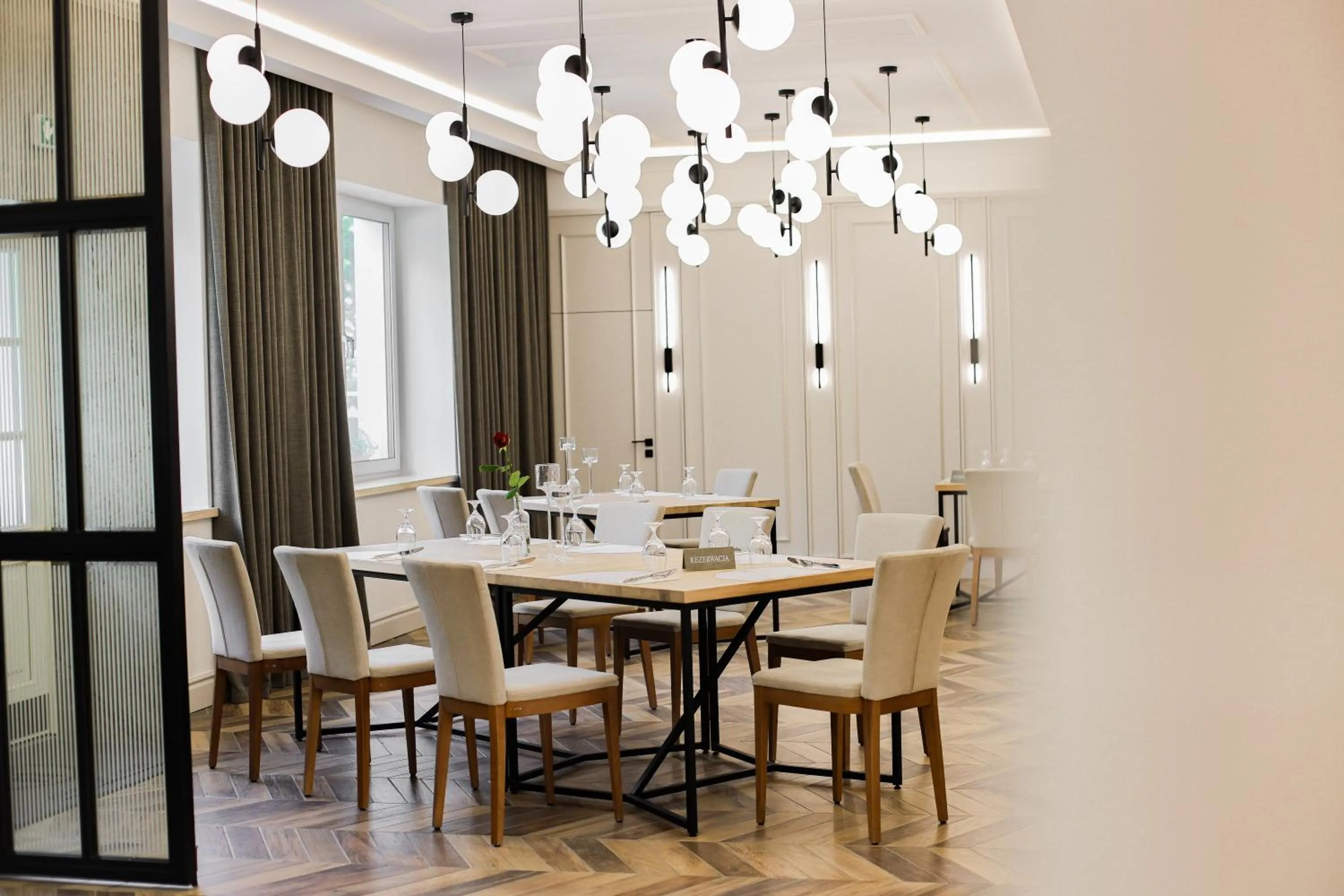 Restaurant/places to eat in Hotel Toscania