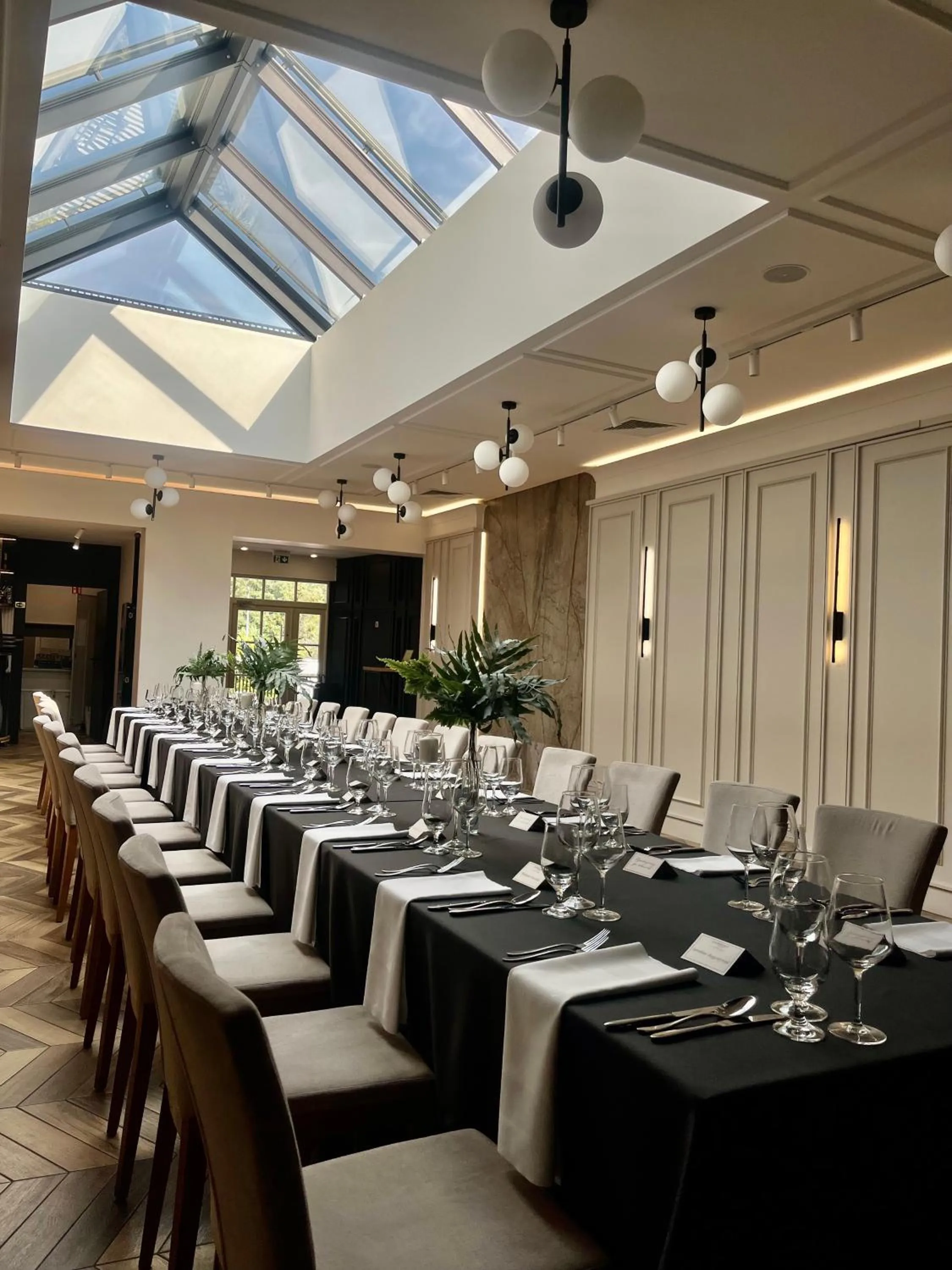 Property building in Hotel Toscania