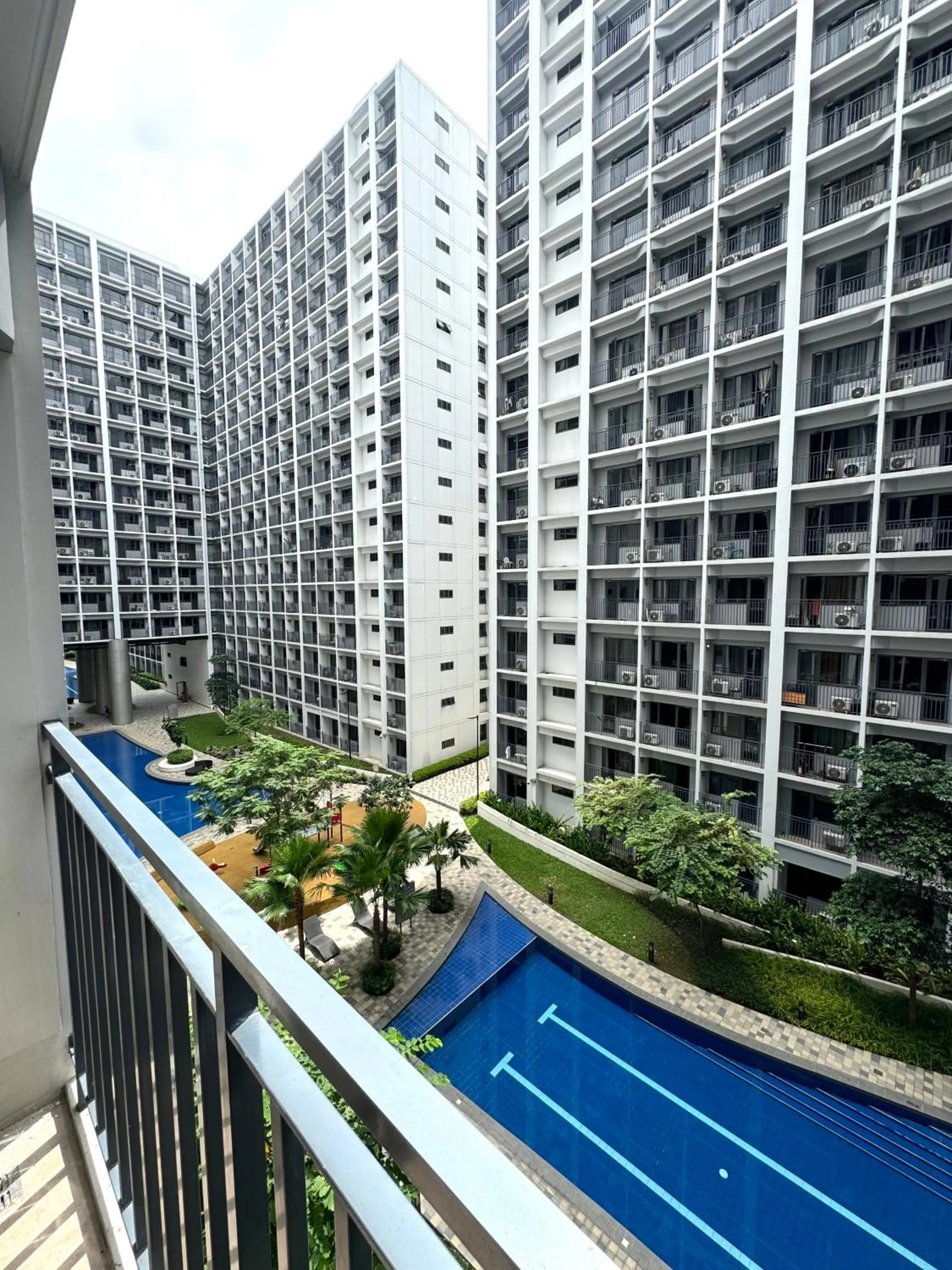 Katkat Shore 2 Staycation