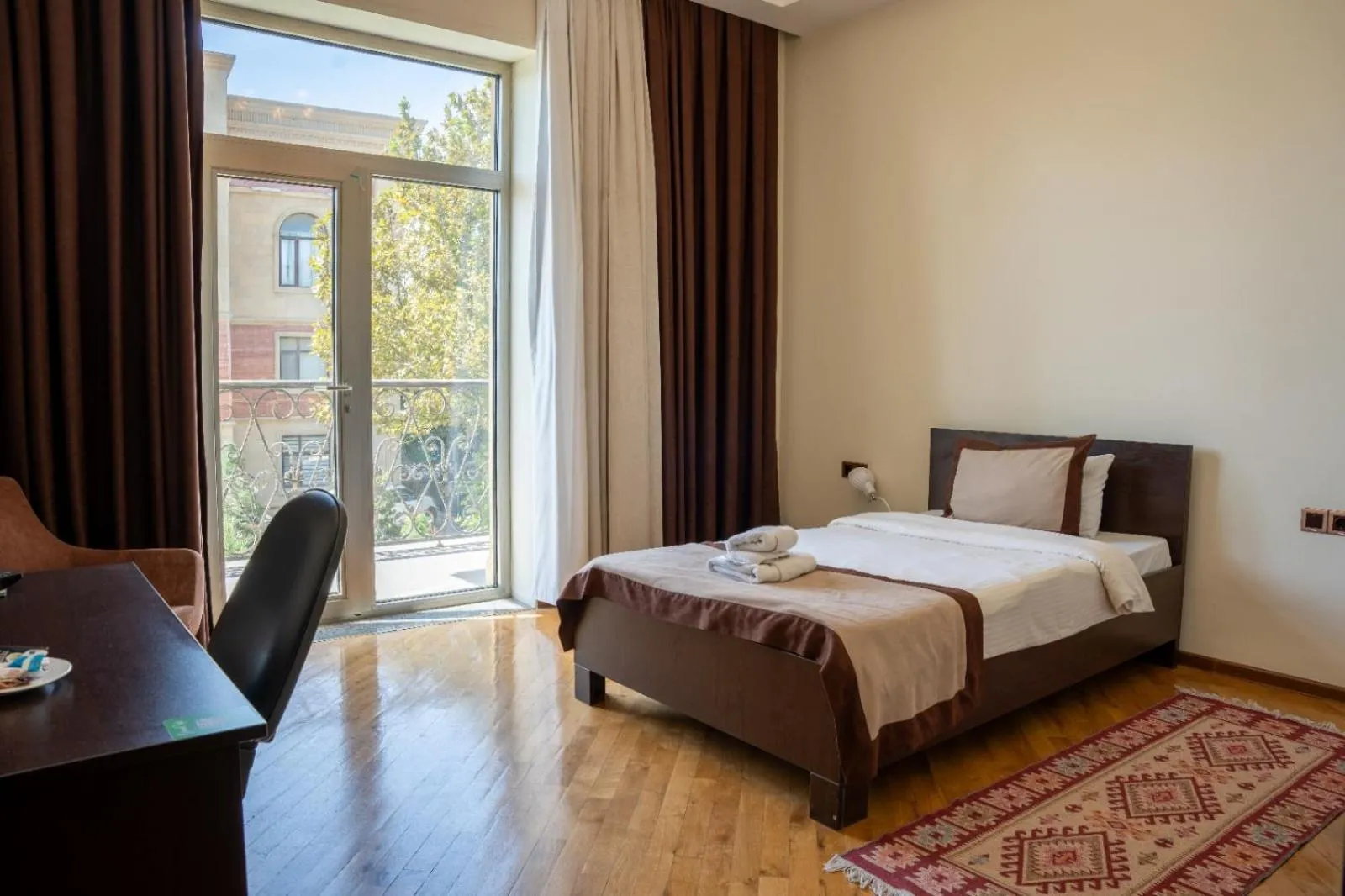 Photo of the whole room, Bed in Green City Hotel