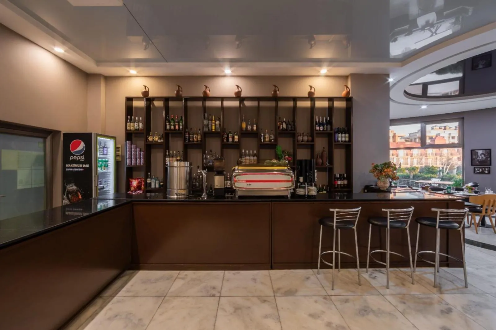 Coffee/tea facilities in Green City Hotel