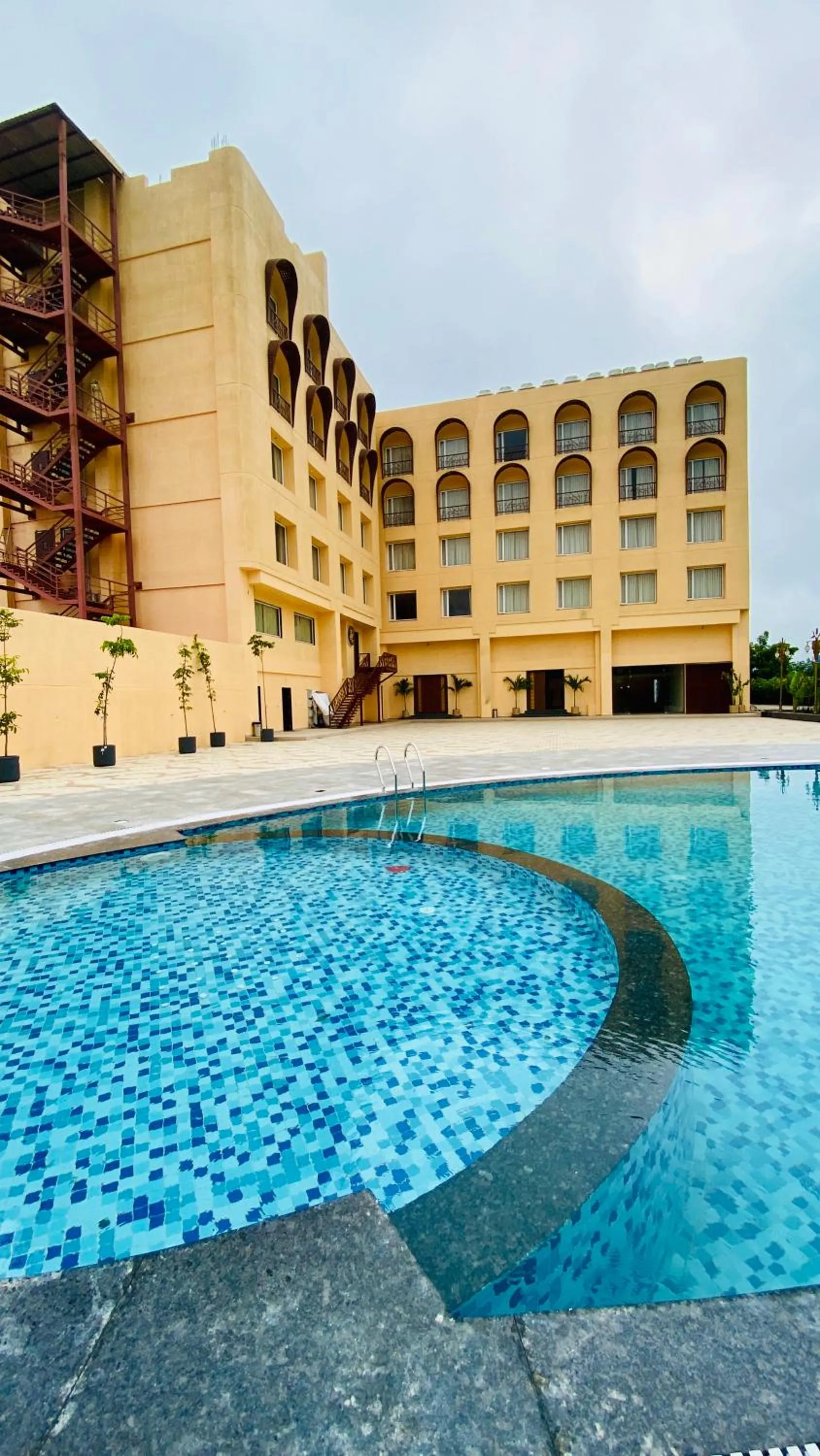 Pukhraj Club And Resort