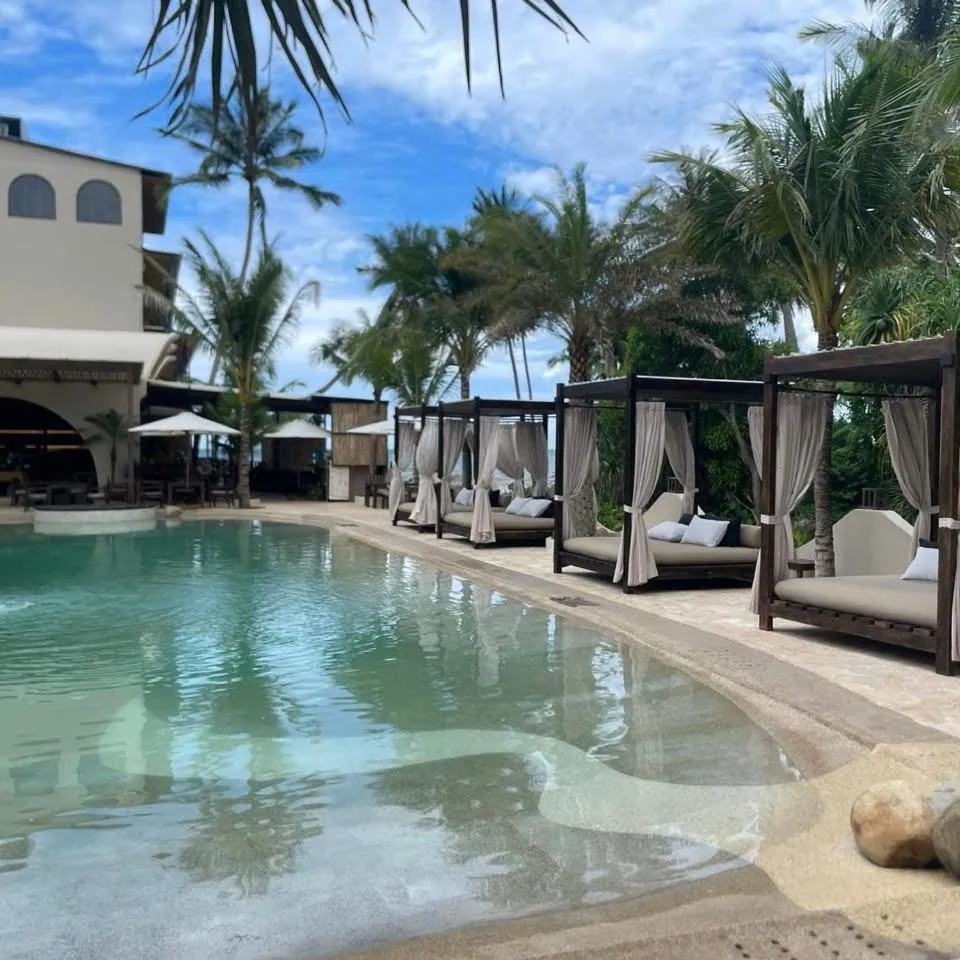 Swimming pool in De' Tuva Resort Mui Ne