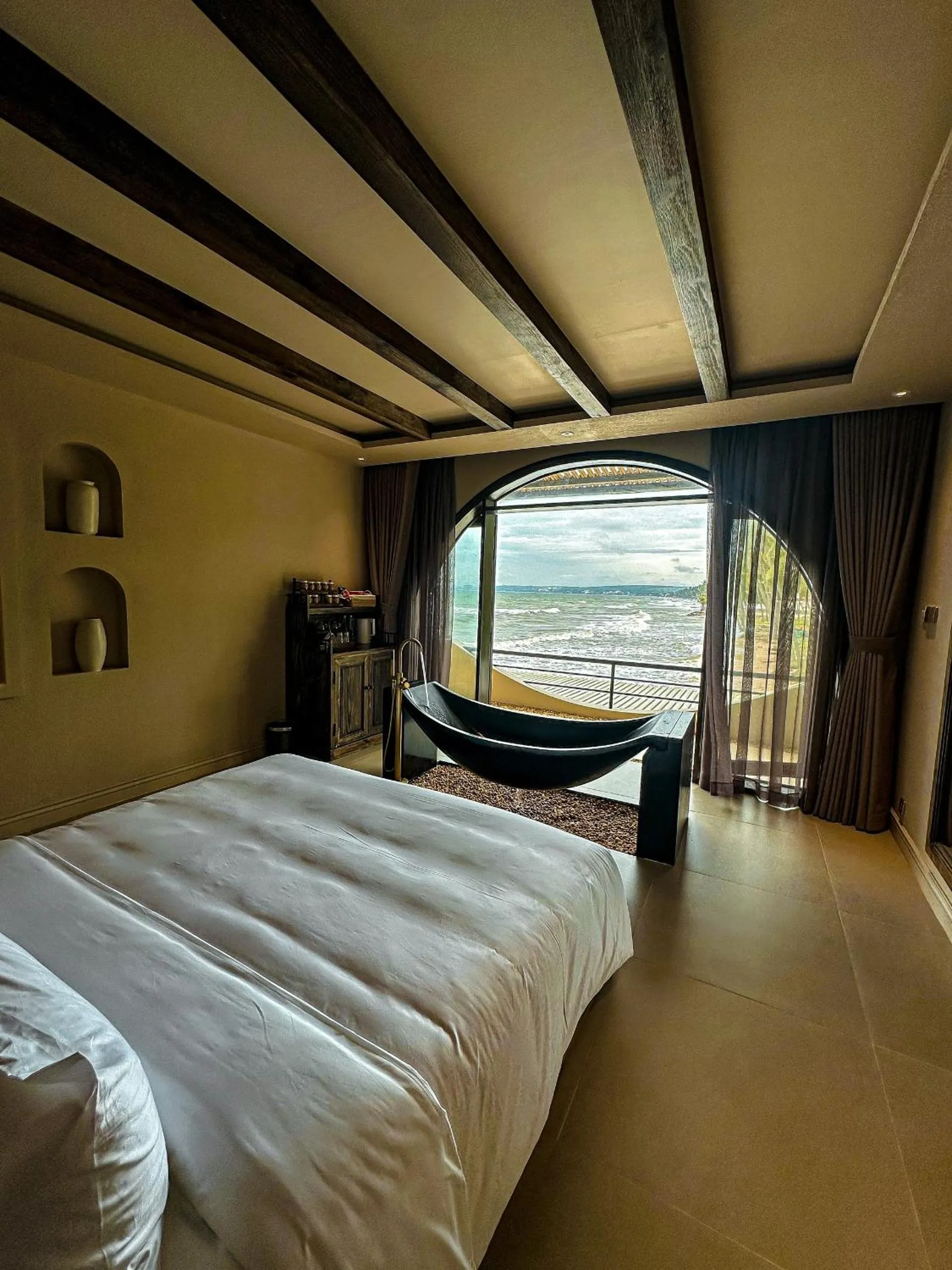 Bedroom, Bed in De' Tuva Resort Mui Ne