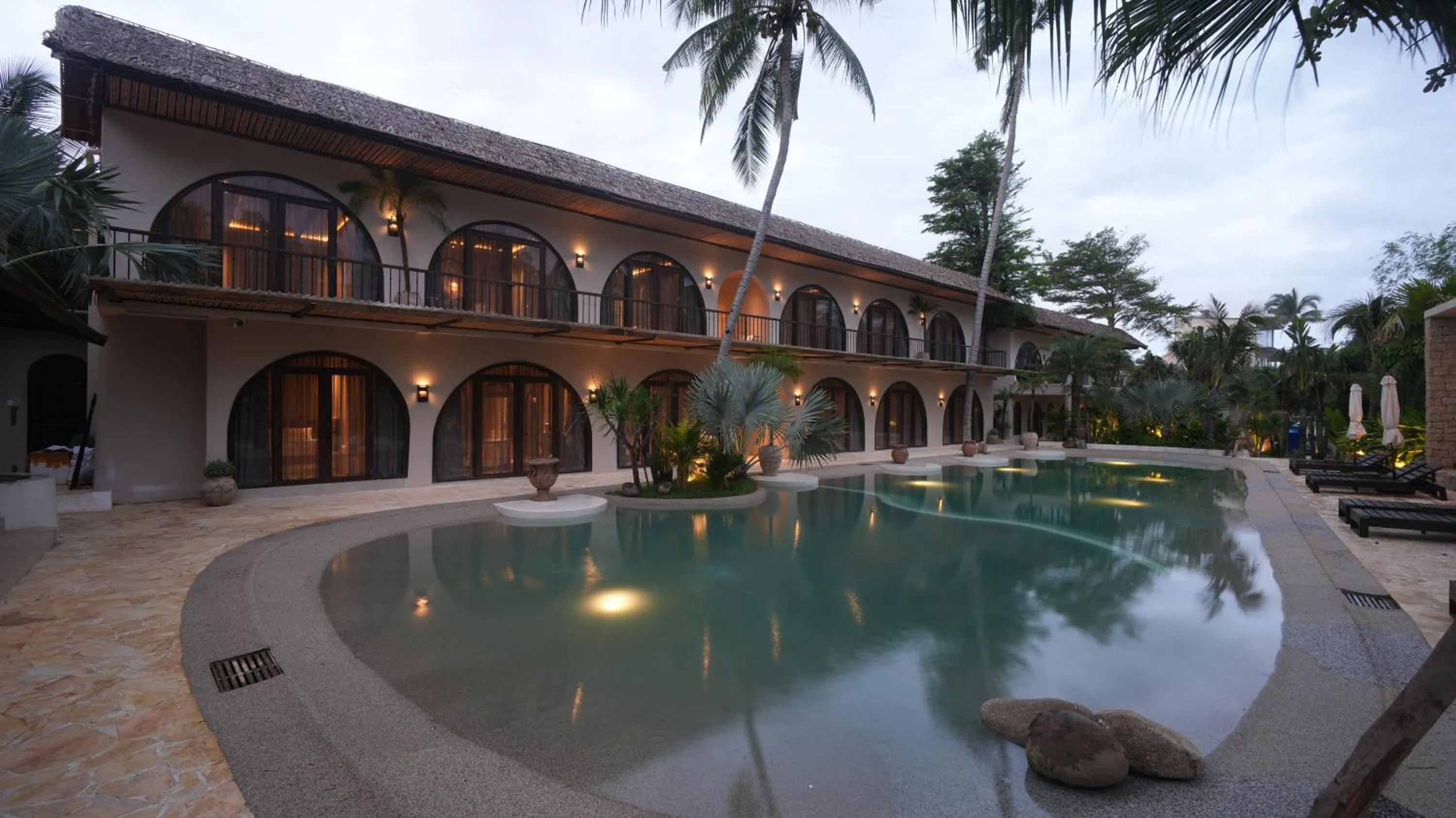 Swimming pool in De' Tuva Resort Mui Ne