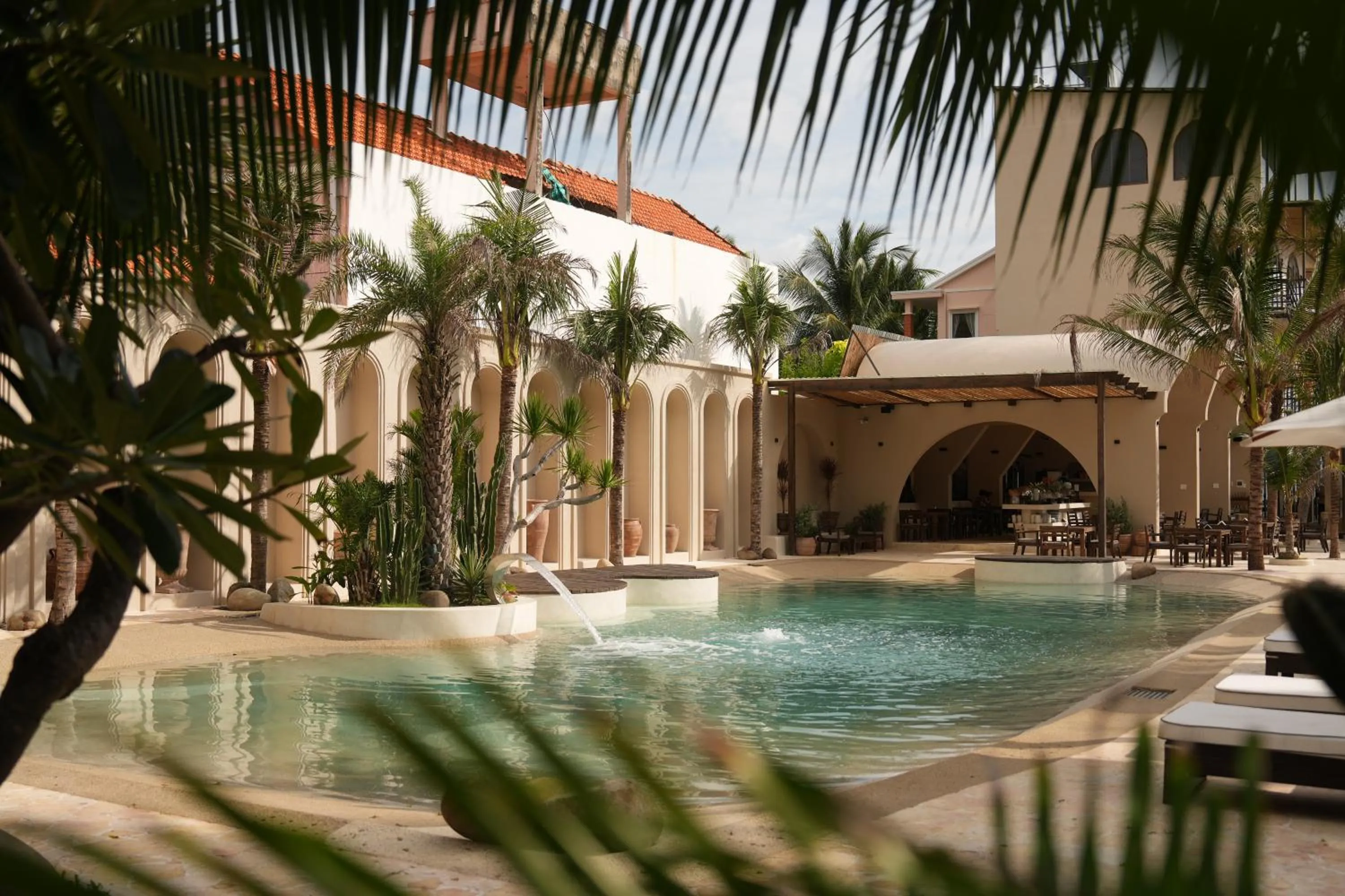 Swimming pool in De' Tuva Resort Mui Ne