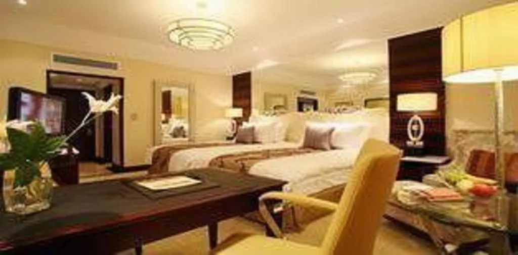 Bed in Sichuan Jinjiang Hotel