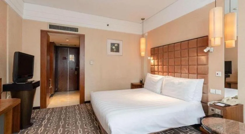 Bed in Sichuan Jinjiang Hotel