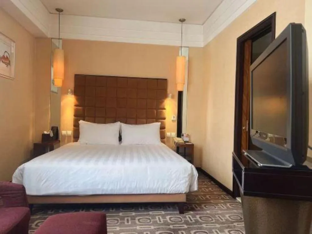 Bed in Sichuan Jinjiang Hotel