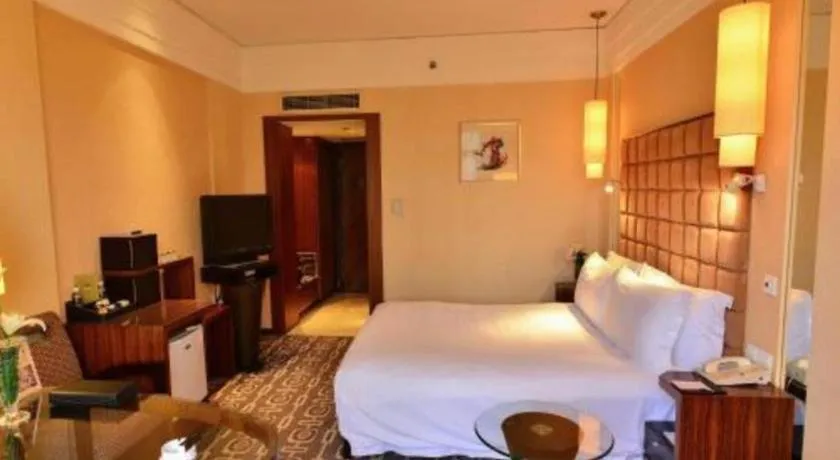 Bed in Sichuan Jinjiang Hotel