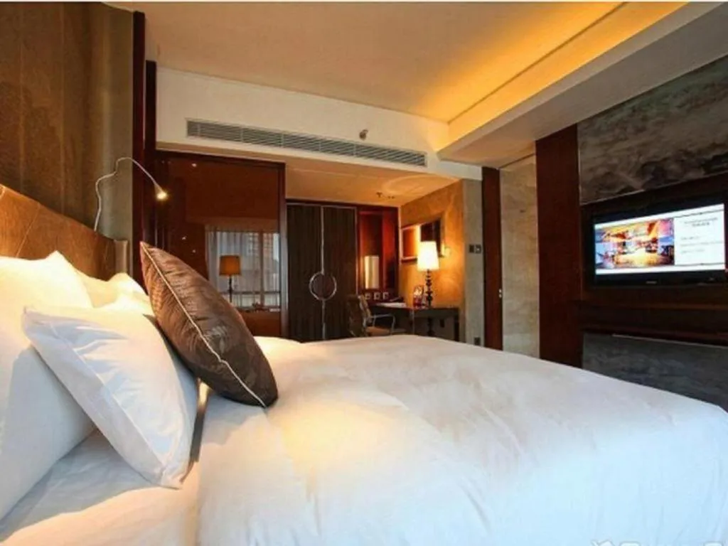 Bed in Sichuan Jinjiang Hotel