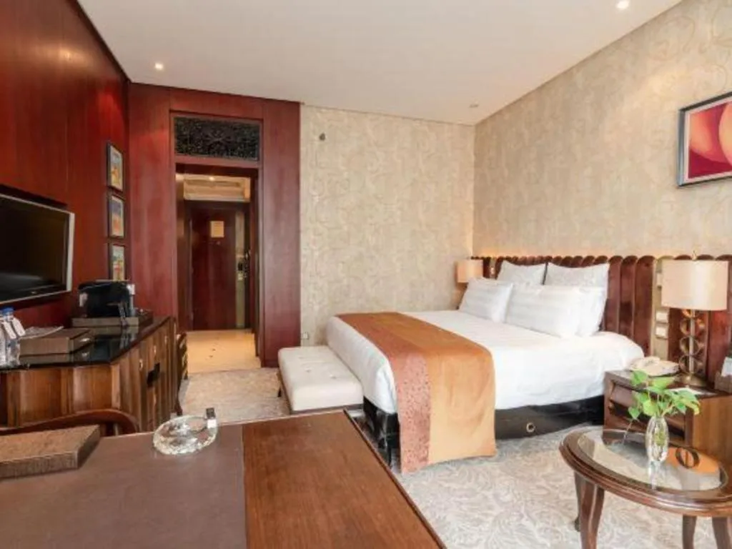 Bed in Sichuan Jinjiang Hotel