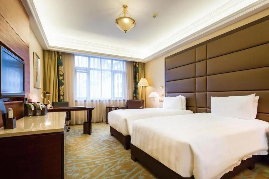 Bed in Sichuan Jinjiang Hotel