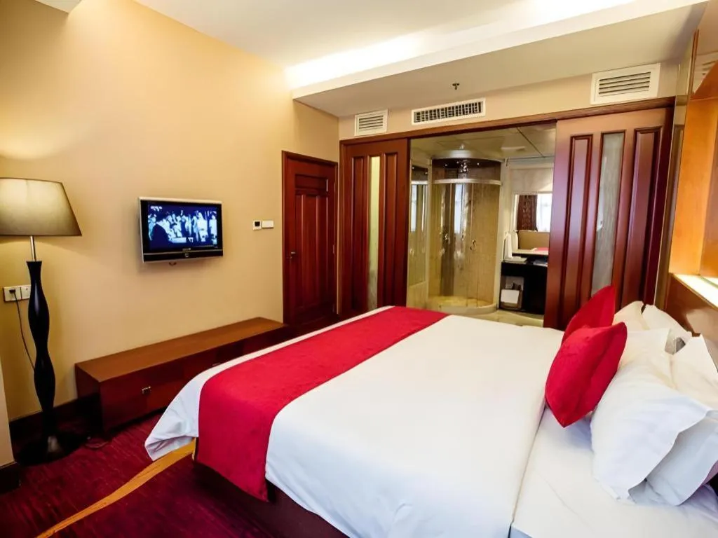 Bed in Shenzhen Hongfeng Hotel (Luohu Branch)