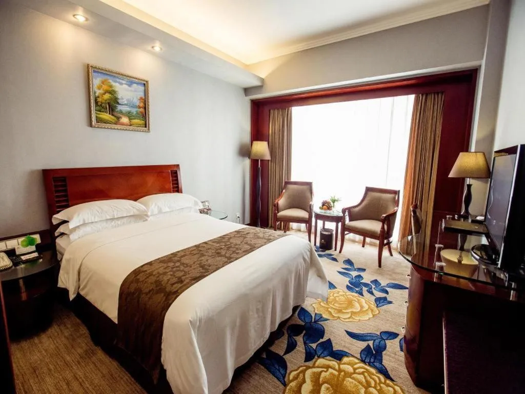 Bed in Shenzhen Hongfeng Hotel (Luohu Branch)