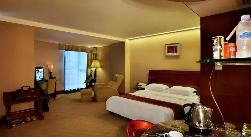 Bed in Shenzhen Hongfeng Hotel (Luohu Branch)