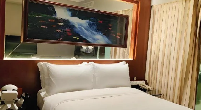 Bed in Shenzhen Hongfeng Hotel (Luohu Branch)