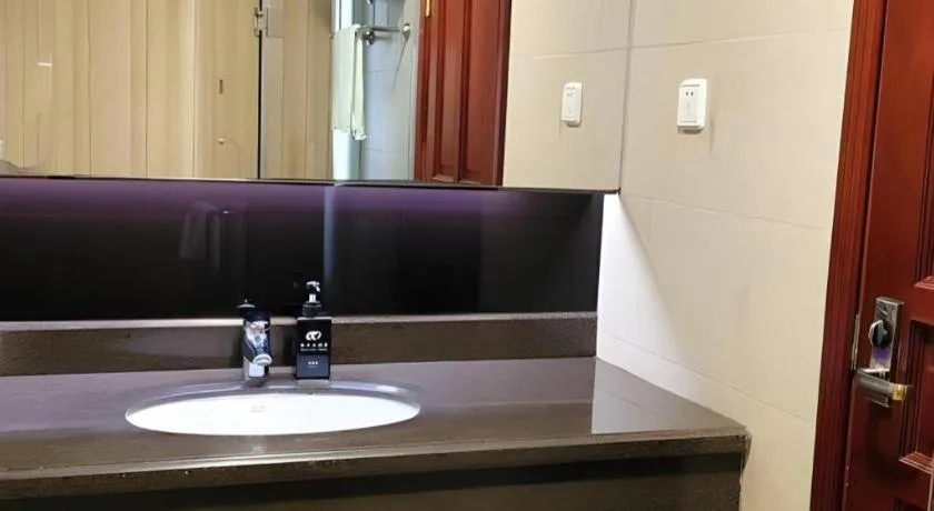 Shenzhen Hongfeng Hotel (Luohu Branch)