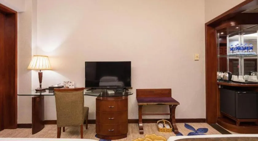 Shenzhen Hongfeng Hotel (Luohu Branch)