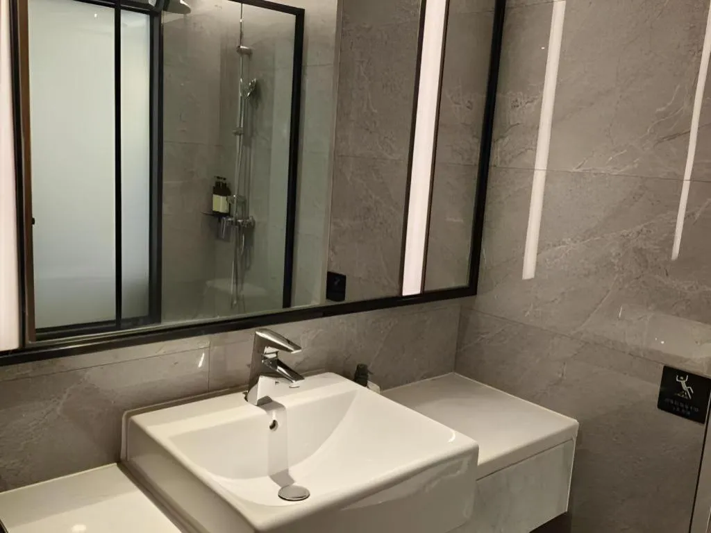 Shenzhen Hongfeng Hotel (Luohu Branch)