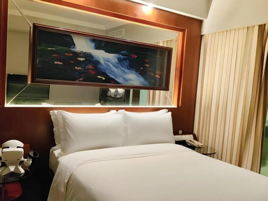 Bed in Shenzhen Hongfeng Hotel (Luohu Branch)
