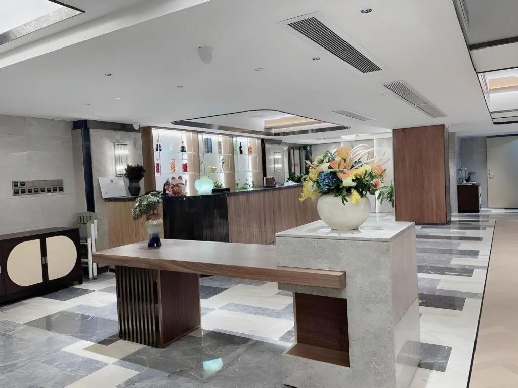 Shenzhen Hongfeng Hotel (Luohu Branch)