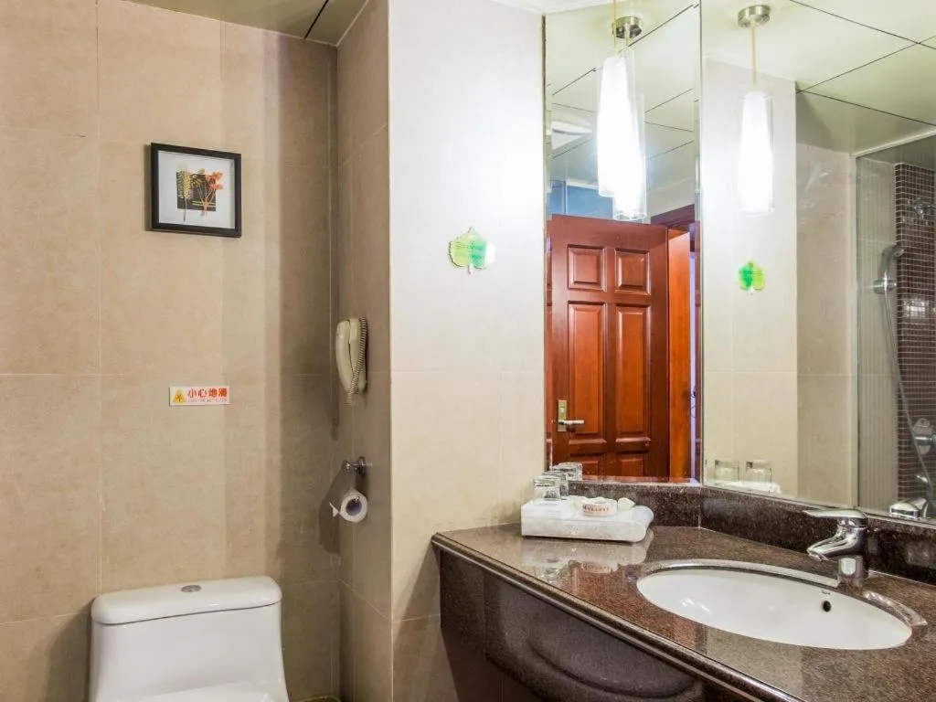 Shenzhen Hongfeng Hotel (Luohu Branch)