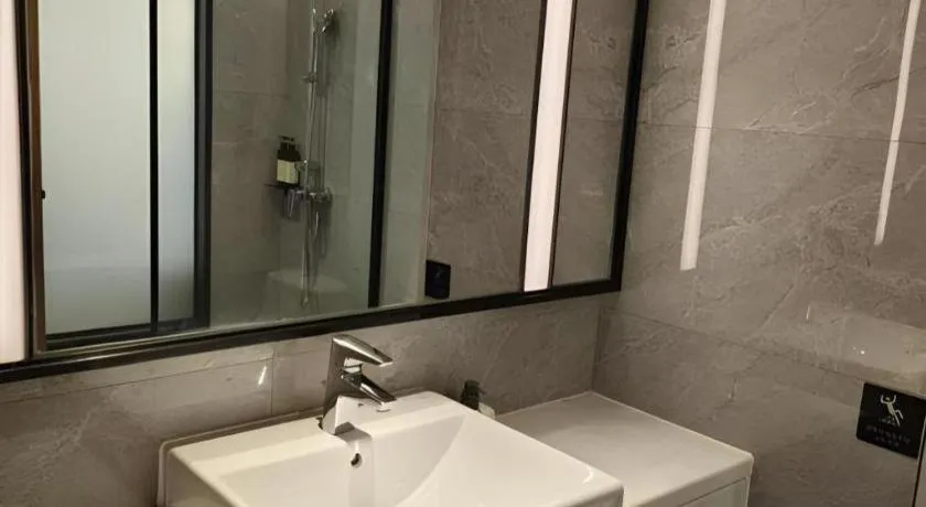 Shenzhen Hongfeng Hotel (Luohu Branch)