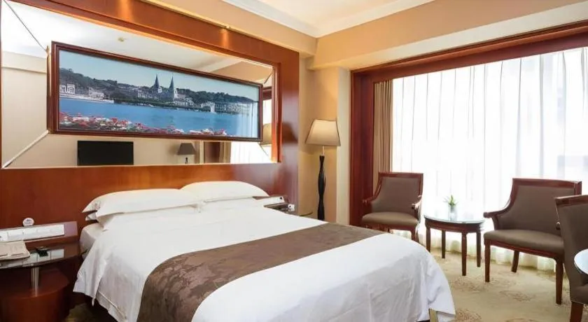 Bed in Shenzhen Hongfeng Hotel (Luohu Branch)