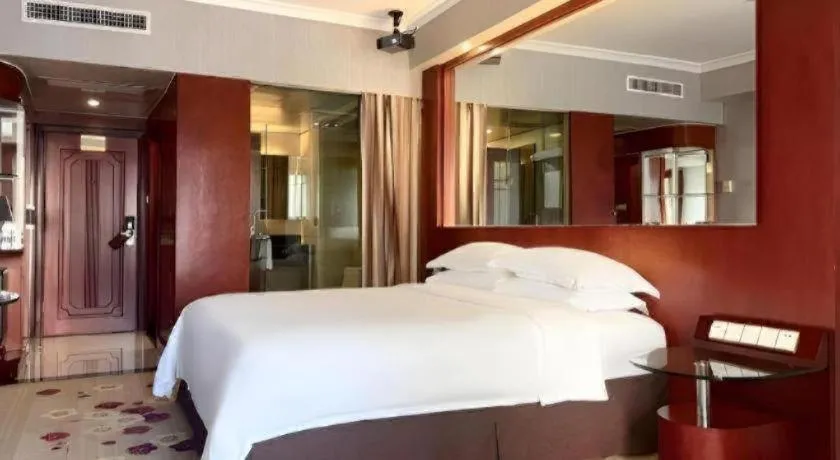 Bed in Shenzhen Hongfeng Hotel (Luohu Branch)