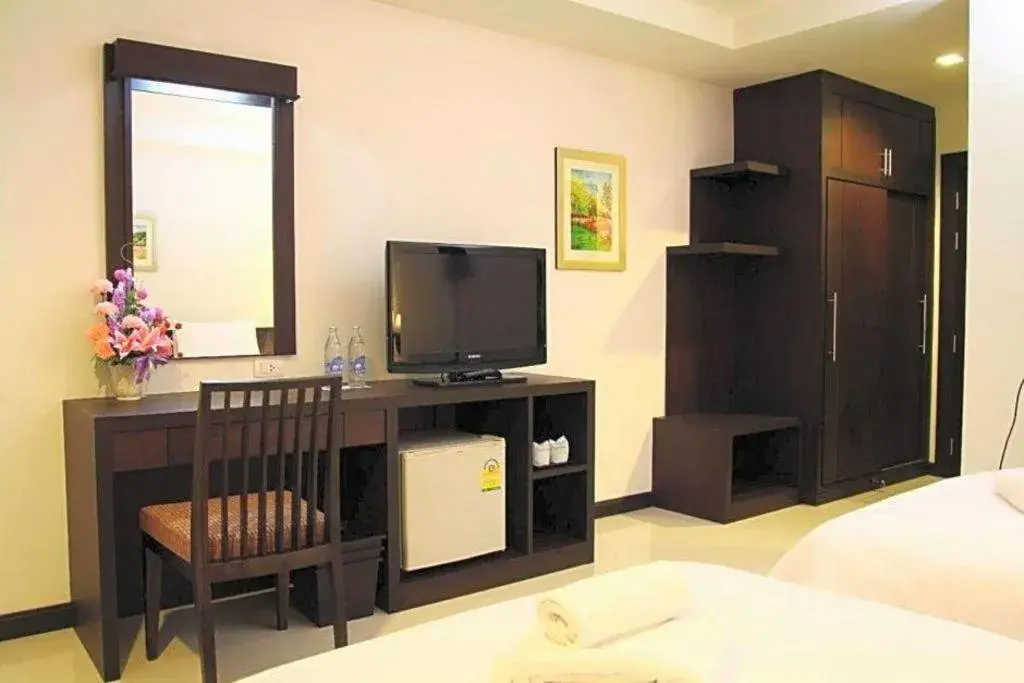 Bed in The White Pearl Hotel Bed in The White Pearl Hotel