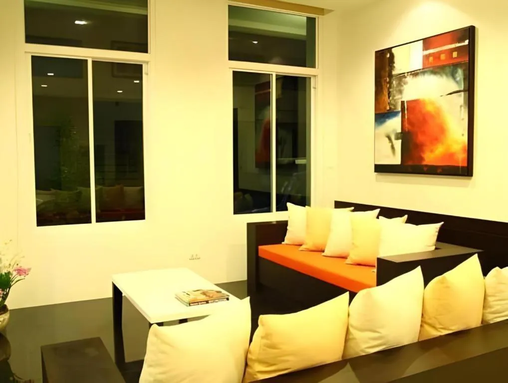 The White Pearl Hotel