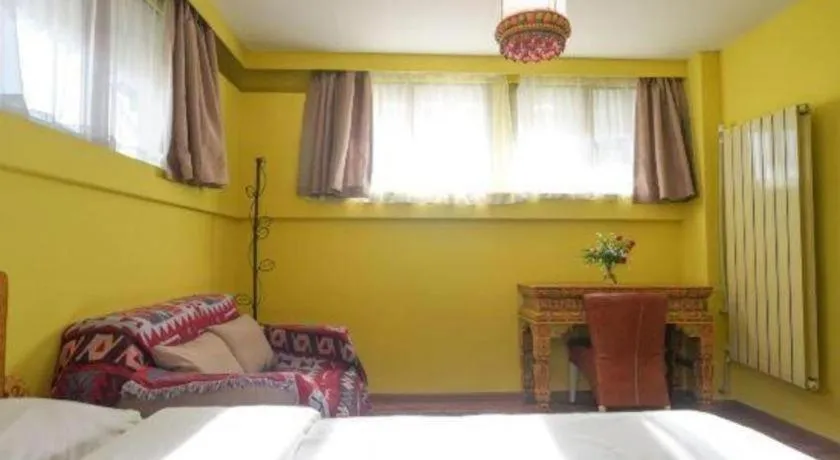 Bed in Tashitakge Hotel