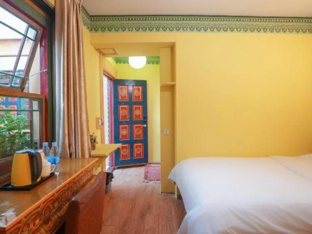 Bed in Tashitakge Hotel