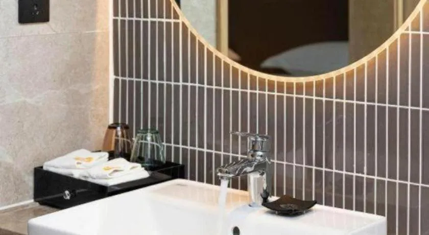 Overseas Chinese Hotel