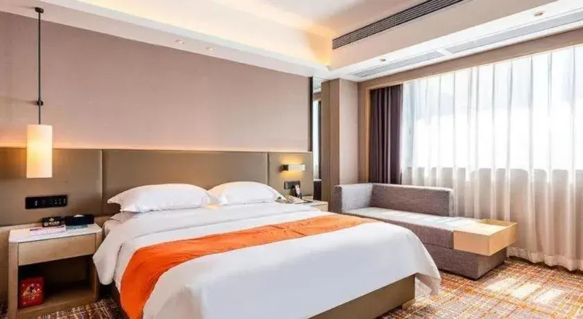 Bed in Overseas Chinese Hotel Bed in Overseas Chinese Hotel