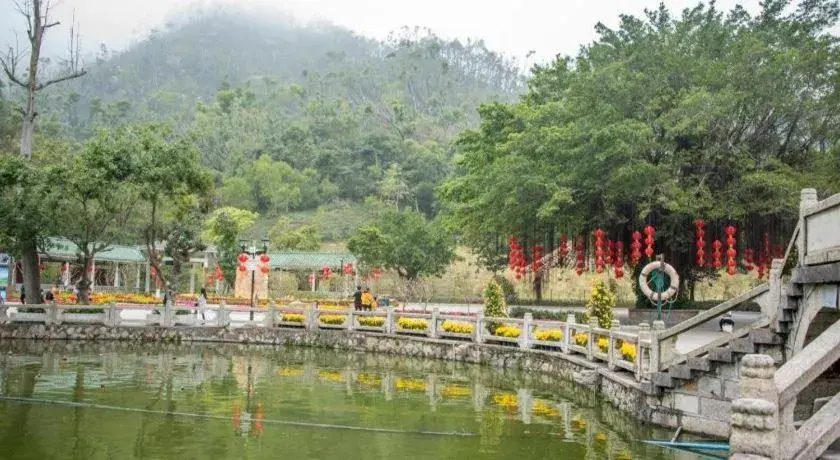 Overseas Chinese Hotel Overseas Chinese Hotel